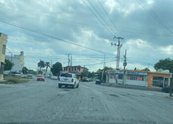 Victoria entre baches, penumbras y basura; y el alcalde Gattás tiene festejo fifí de 59 años