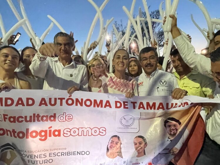 Da la UAT emotiva bienvenida a la presidenta Claudia Sheinbaum en el Campus Tampico