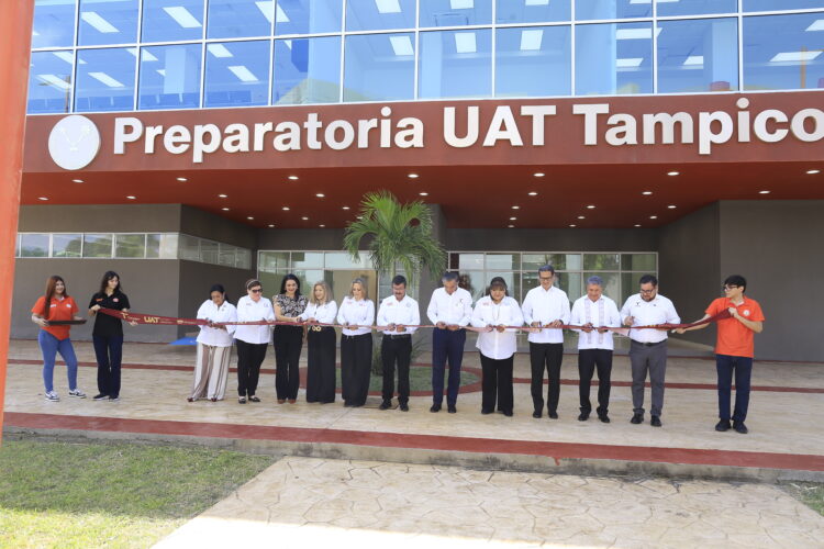 Inaugura Américo Villarreal la Preparatoria Tampico de la UAT; destaca consolidación de la universidad