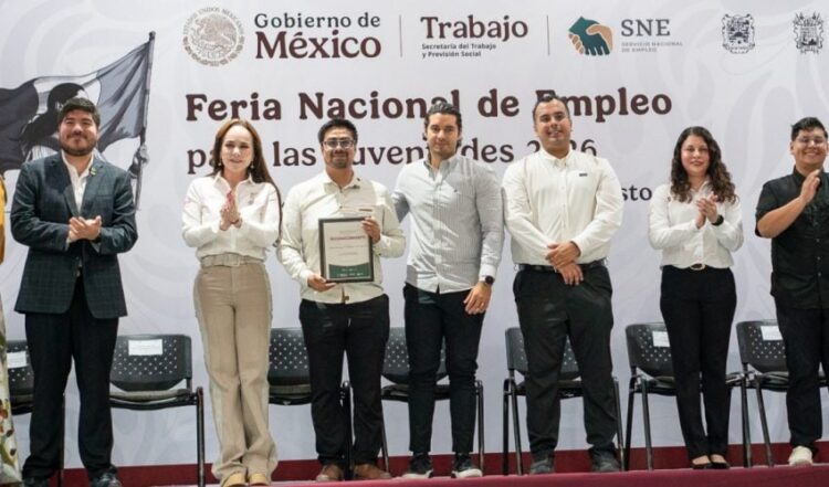 Feria de Empleo de la Juventud acercó 450 vacantes a buscadores de trabajo en Nuevo Laredo