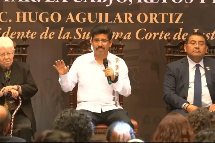 Aguilar advierte riesgo de transformación en slogan