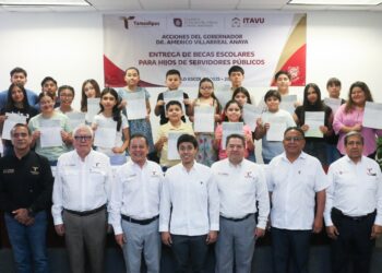 Respalda el ITAVU con 151 becas a hijas e hijos de sus trabajadores