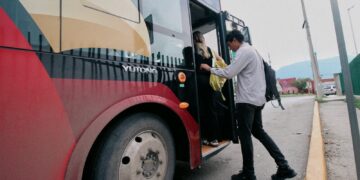 Coordinan SEDUMA y CRUM acciones para la seguridad en servicio de transporte en ruta CONECTA
