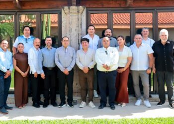 Se reúne Secretario de Fianzas Carlos Irán Ramírez con empresarios de Reynosa