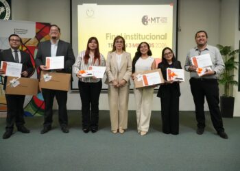 Impulsa la UAT el talento científico con el concurso “Tesis en 3 Minutos”