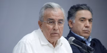 Rocha Moya pide segunda licencia al gobierno de Sinaloa; tras rechazo morenista