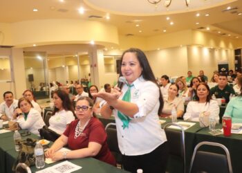 Capacitan a docentes del CONALEP en nuevas herramientas digitales y pedagógicas