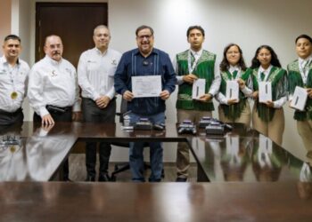 Reconoce SET a estudiantes del CONALEP-Río Bravo premiados en Mundial de Robótica