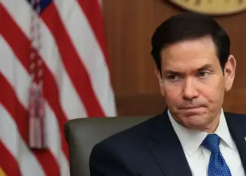 Revés para Trump: juez federal frena suspensión de visas para 75 países