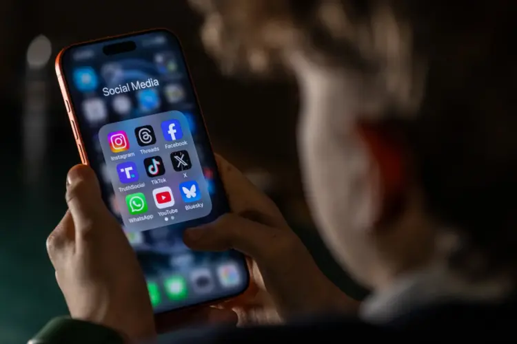 Meta presiona a TikTok y YouTube por seguridad infantil