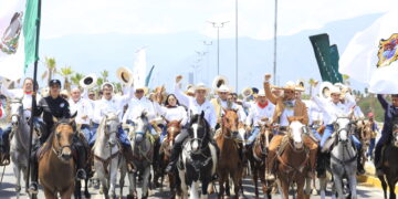 Tamaulipecos cabalgan unidos por la soberanía y la transformación de México