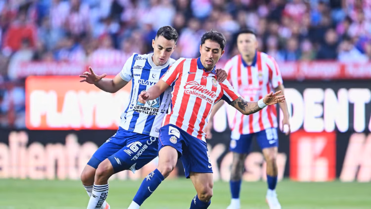 Chivas deja escapar triunfo ante Pachuca en Liga MX