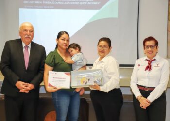 Solo tercera parte de bebés recibe lactancia materna exclusiva hasta los 6 meses de edad en México