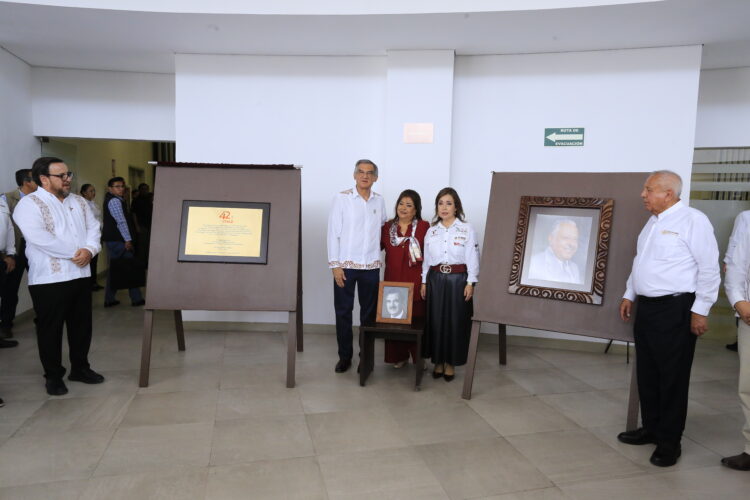 Celebran 42 aniversario del ITACE y reconocen labor del Prof. Arturo Lerma Anaya, primer director