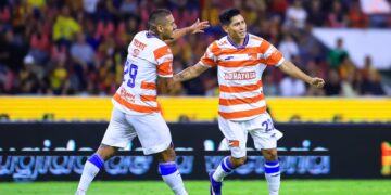 Correcaminos golea 3-1 a Leones Negros en el estadio Jalisco