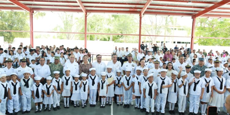 Américo inicia ciclo escolar con 354 mdp en apoyos para estudiantes