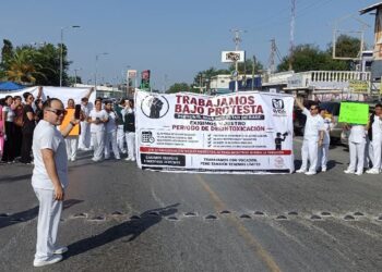 Trabajadores del IMSS-Bienestar protestan en Reynosa