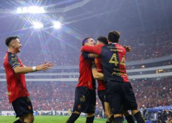 Camilo Vargas ataja penal y Atlas derrota a Tigres