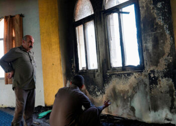 Ataque de colonos deja casas quemadas y menores heridos en Cisjordania