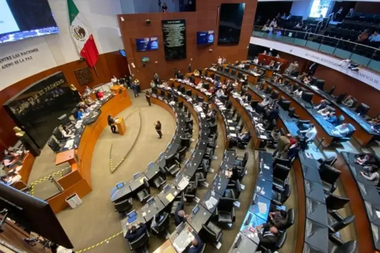 Legislaría Congreso uso de la IA