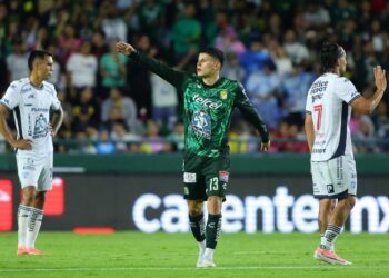 Daniel Arcila da el triunfo a León ante Pachuca