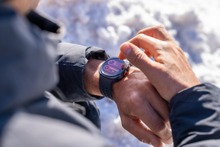Sebastián Álvarez desafía la gravedad con el Galaxy Watch Ultra2