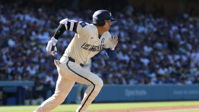 Dodgers vencen 7-6 a Rockies con jonrón 30 de Shohei Ohtani