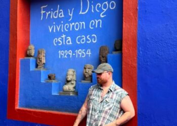 Sam Smith regresa a la Casa Azul de Frida Kahlo en CDMX