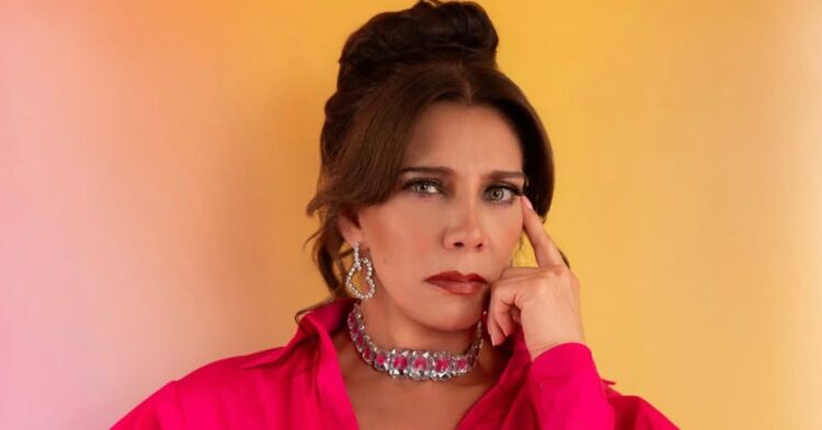 Cynthia Klitbo revela que su expareja le rompió la nariz por ronquidos