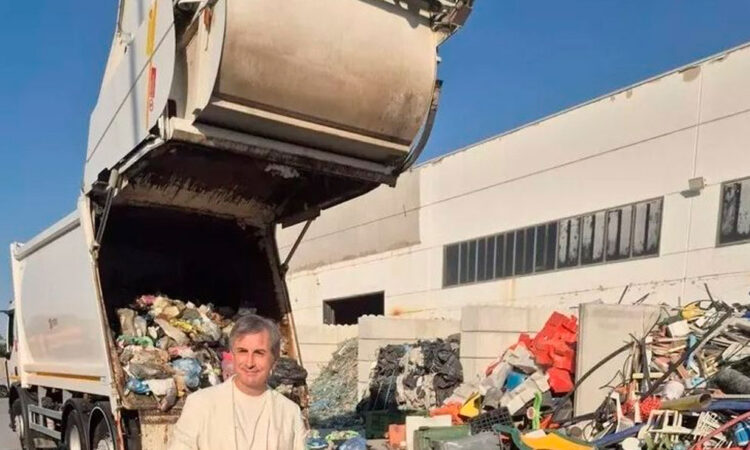 Milagro en Italia: encuentran boleto de lotería millonario en la basura