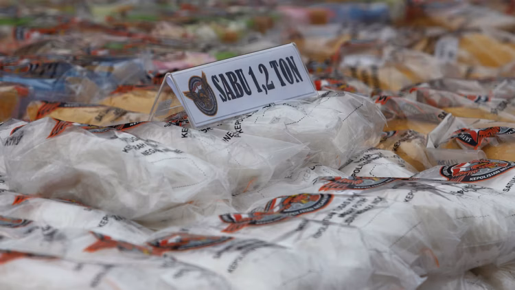 Sudáfrica desmantela laboratorio de metanfetamina; hay dos mexicanos detenidos