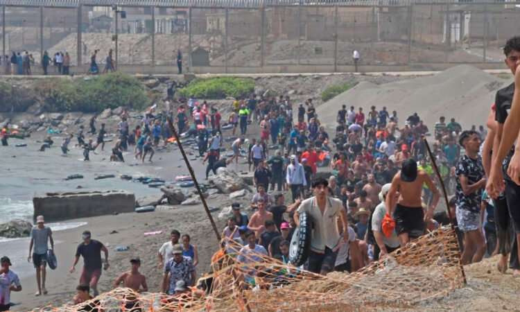 Muertes de migrantes en el Mediterráneo aumentan más del doble
