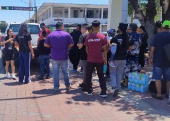 Refuerzan hidratación por calor en Nuevo Laredo