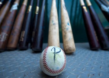 Miami vence 2-0 a Mets con heroica actuación de Petersen