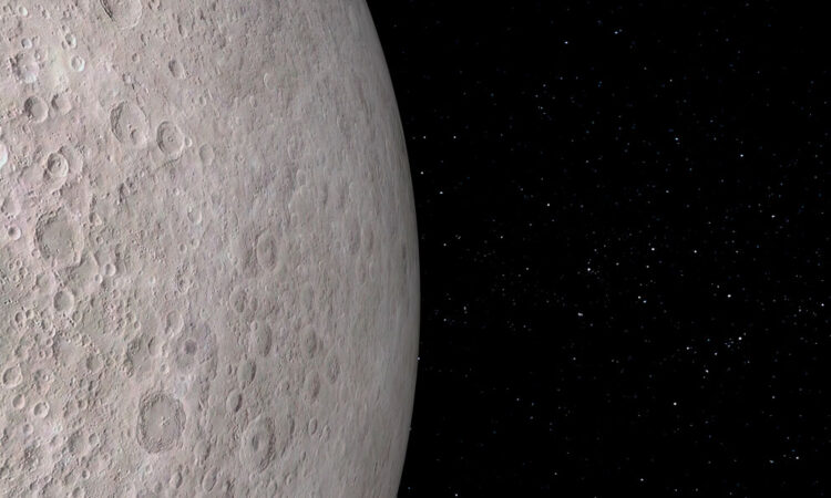 NASA busca explorar el polo sur lunar por sus reservas de agua helada