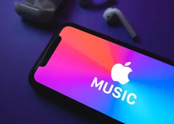 Apple Music implementará etiquetas para contenido generado por IA