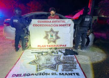 Detienen a hombre con armamento en Mante