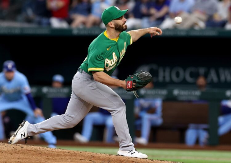Athletics vencen 8-3 a Rangers con cuatro hits de Jeff McNeil