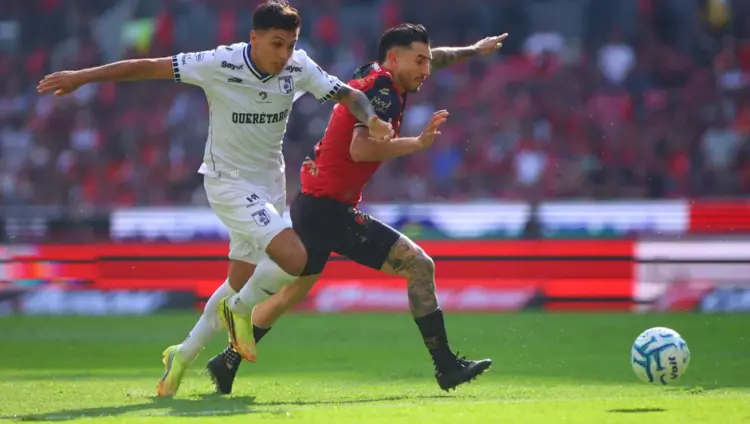 Querétaro vence al Atlas y suma tres puntos en Liga MX