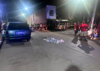 Muere mujer atropellada por vehículo, conductor huye