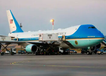 Trump fue trasladado a un avión militar durante su salida de Turquía