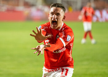 Cienciano aplasta a Botafogo en la altura de Cusco