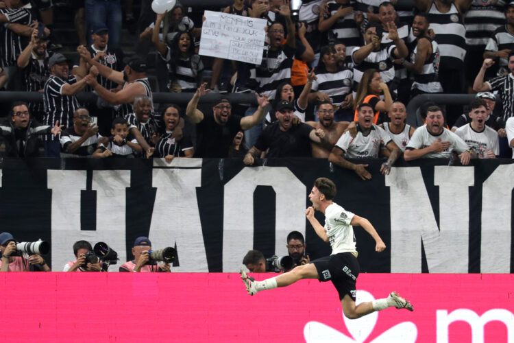 Corinthians elimina a Rosario Central en la Libertadores