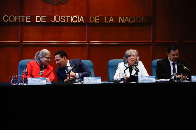 Corte cierra vía legal a factureras investigadas