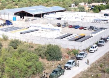 Detienen a 14 en operativo anti huachicol