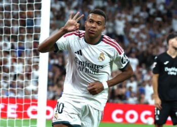 Mbappé brilla con triplete en goleada del Real Madrid