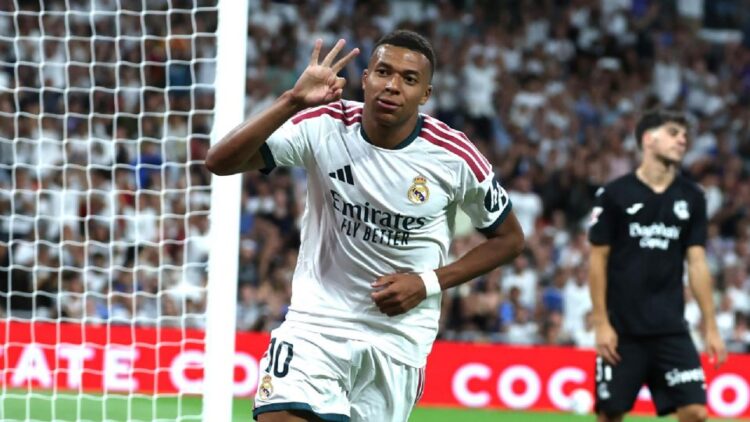 Mbappé brilla con triplete en goleada del Real Madrid