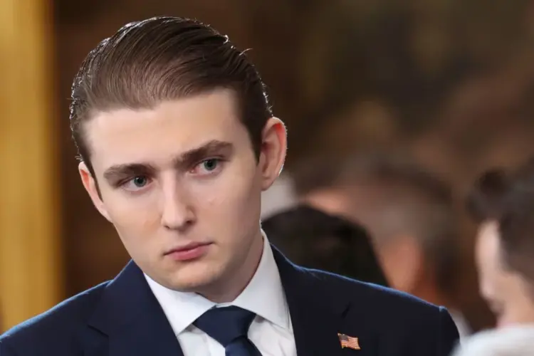 Irán amenaza a Barron Trump y EU activa investigación