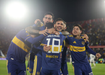 Boca Juniors remonta ante Recoleta y toma ventaja en los octavos