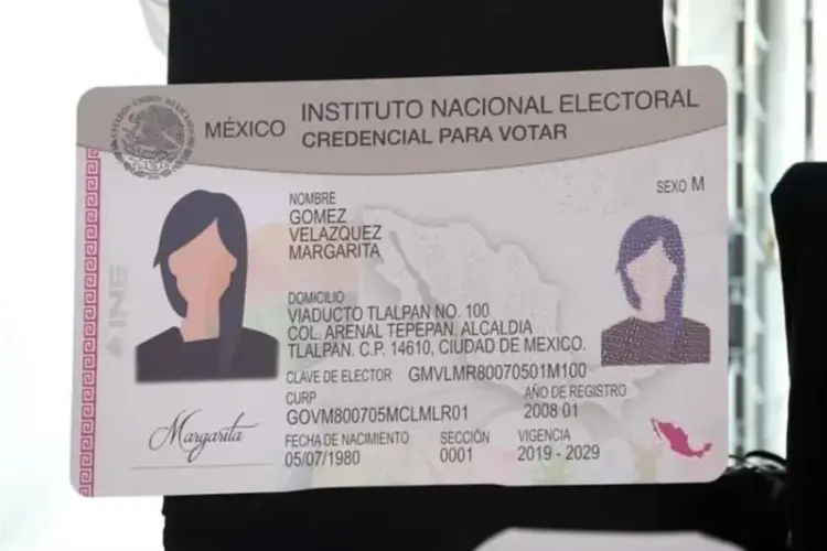 INE reduce plazos de entrega de credenciales electorales
